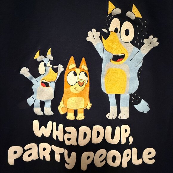 Bluey Navy Blue Bandit Short Sleeve Graphic T-Shirt Crew Neck 100% Cotton/MEDIUM - Picture 4 of 5